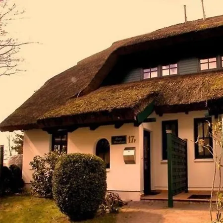 In Mit Terrasse, Garten Und Grill Дом отдыха Gross Zicker